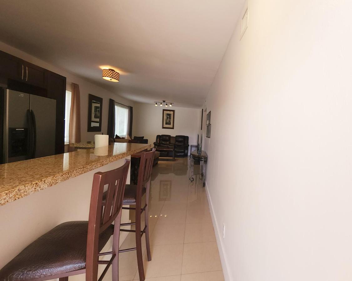A4 - Endless Summer Rentals - Downtown Apartment Near Park, Ports, And Beach Fort Lauderdale Buitenkant foto